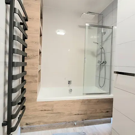 Apartment Przystanek Redlowo *