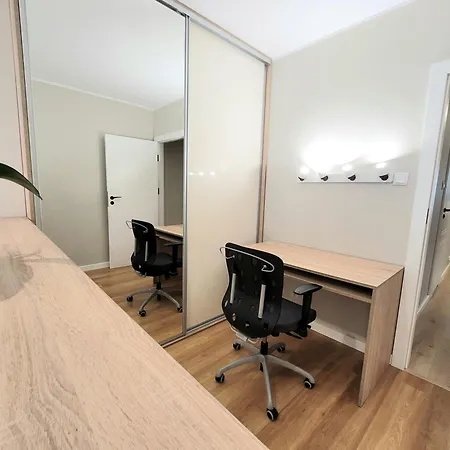 Apartment Przystanek Redlowo *